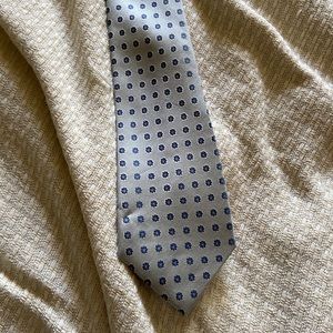 Men's silk tie